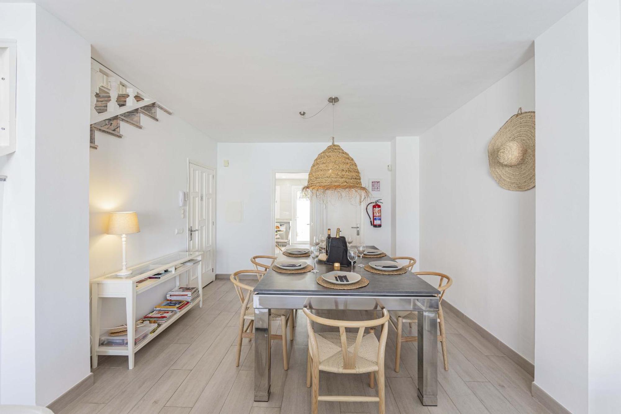 Laia House / Laia's House *